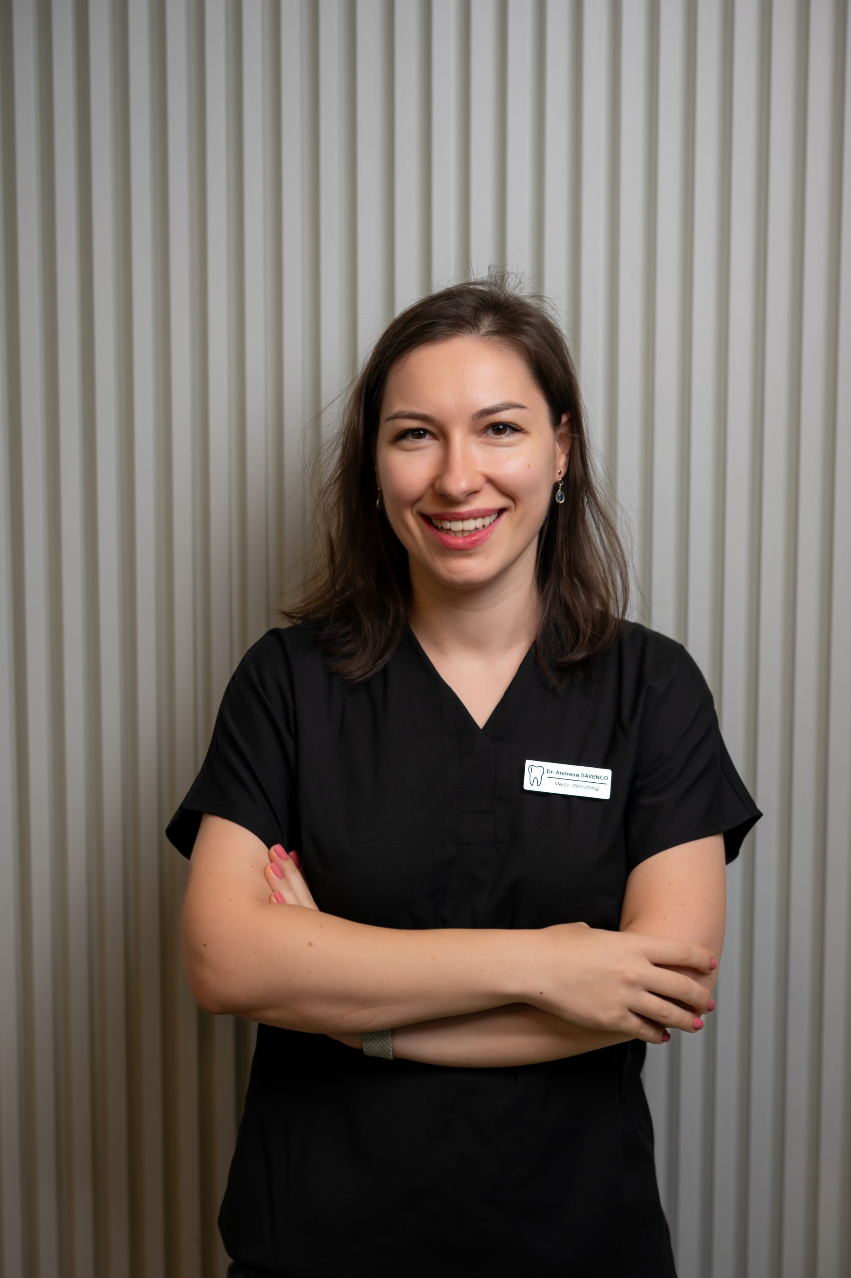 Dr. Andreea Savenco